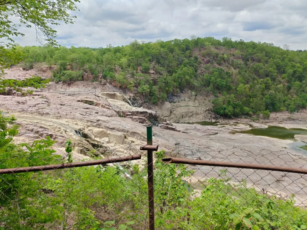 kuntala waterfall photos