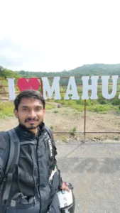 mahurgad mandir - sign