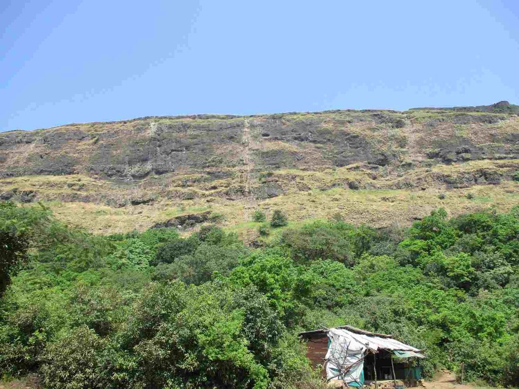 visapur fort lohagad trek road malavli maharashtra