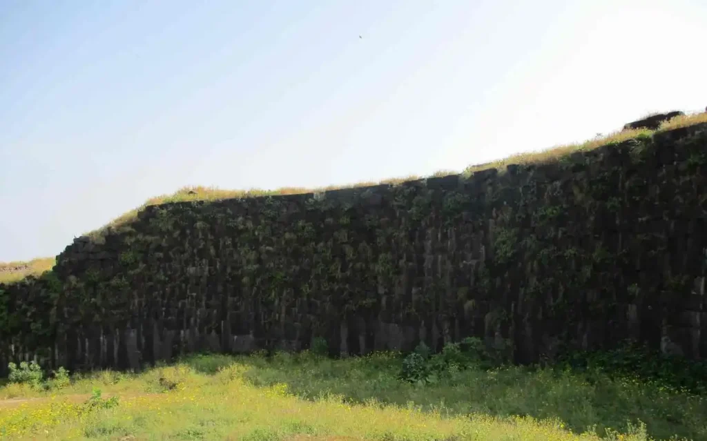 visapur fort photos